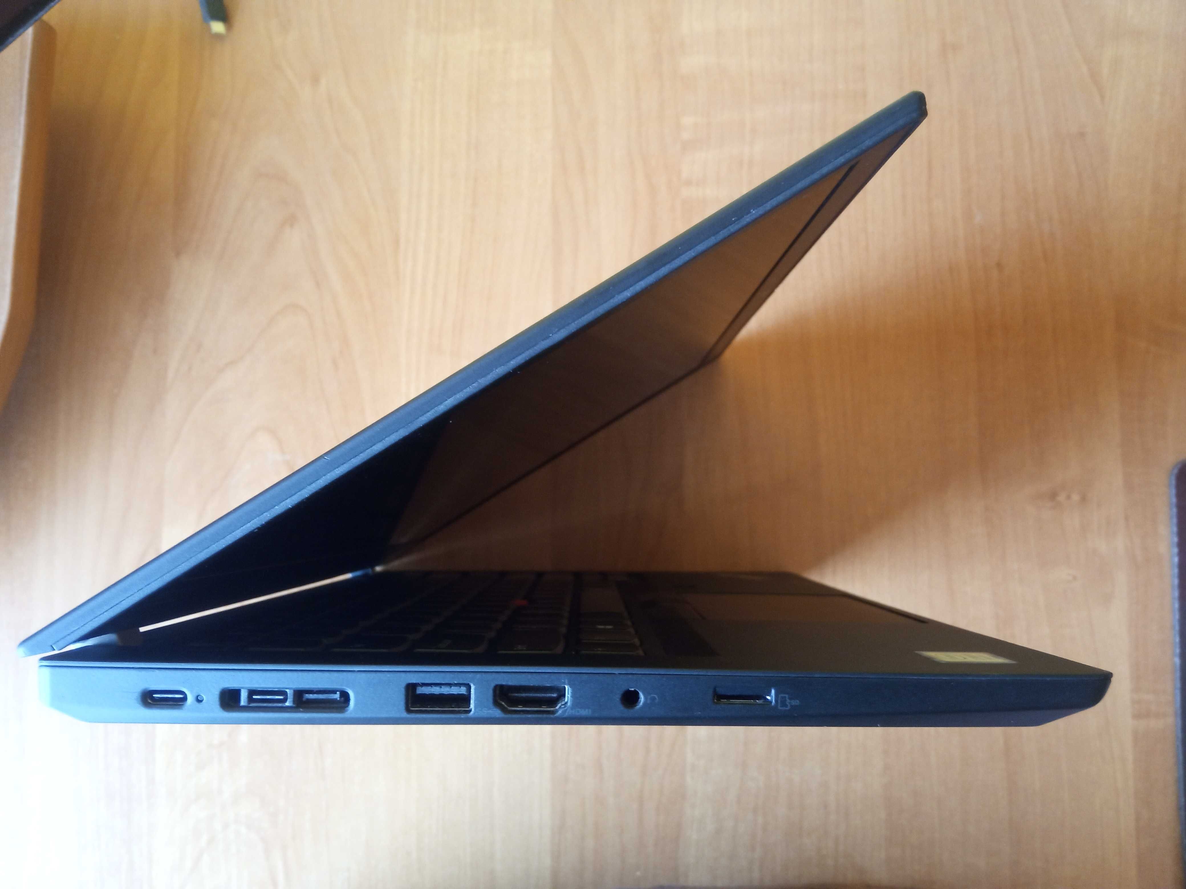 Laptop Lenovo ThinkPad T490 14" Core i5 16GB 256GB SSD FulHD Modem LTE