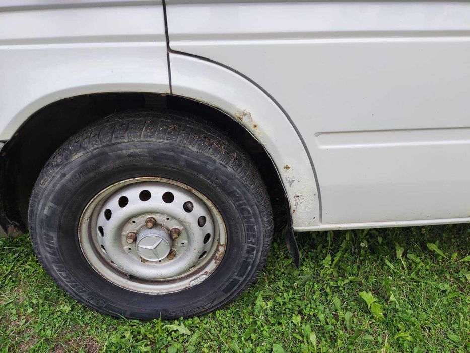 Бус Mercedes-Sprinter 311