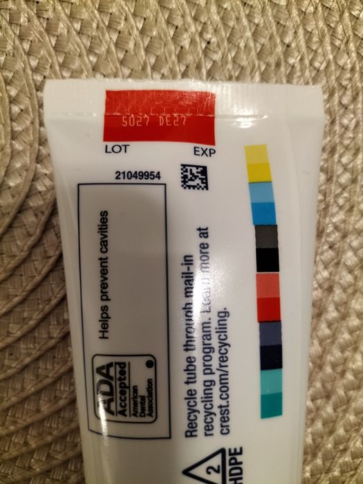 Crest Plus Pasta do zębów 161 g