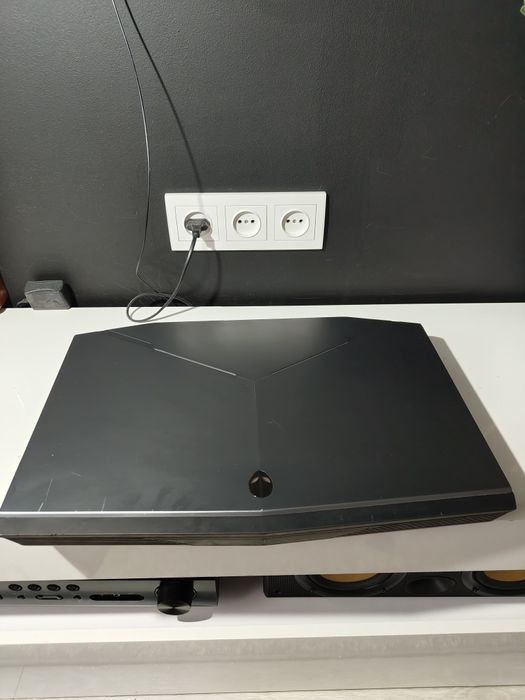 Ігровий ноутбук dell Alienware 18 / i7 4800 MQ /16/SSD/17,3 fullHD IPS