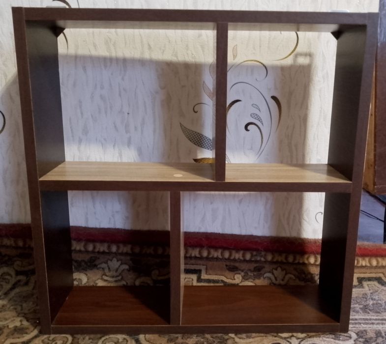 Полка на стену, навесная полка, настенная полка