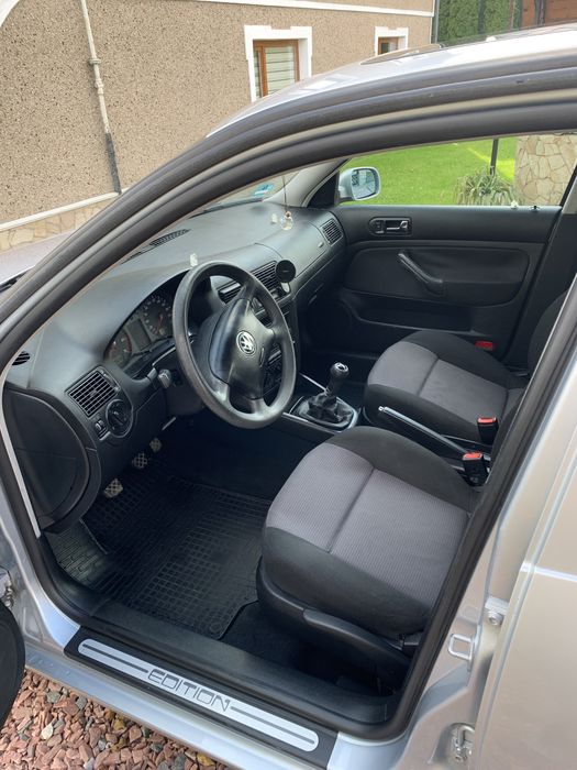 Продаю Volkswagen Golf IV