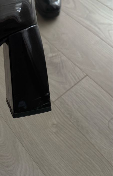 Ботінки на каблуку лакові