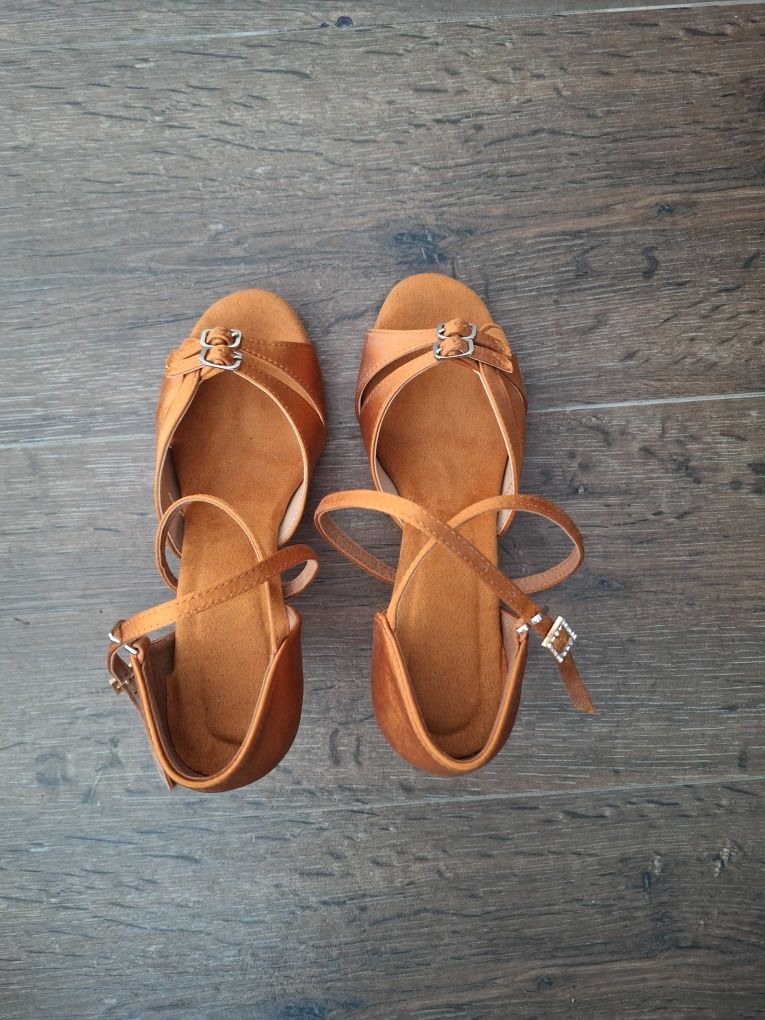 Sapatos de dança