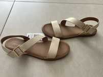 Sandaly nowe rozm 39 ccc