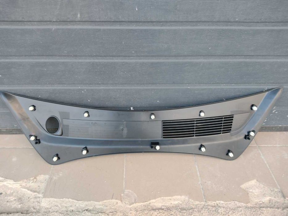 Пластик підкапотний. Жабо Tesla model 3; 1081675-00-B