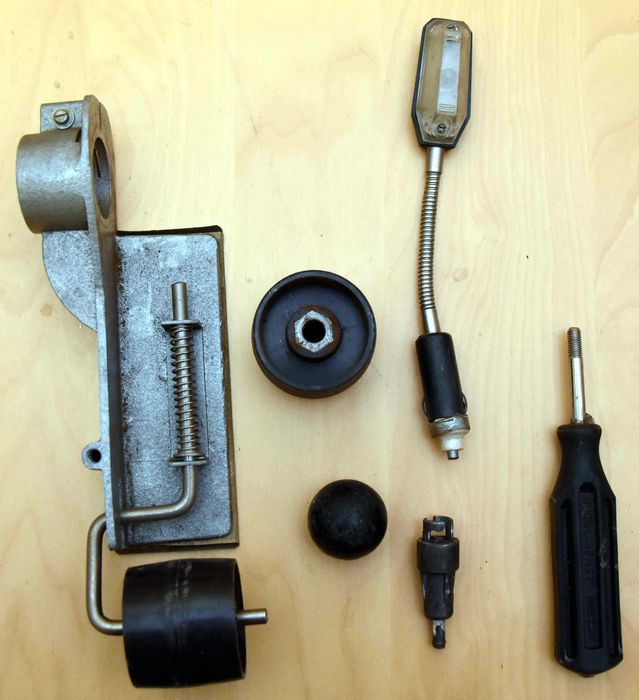 Szlifierka taśmowa przystawka Bosch