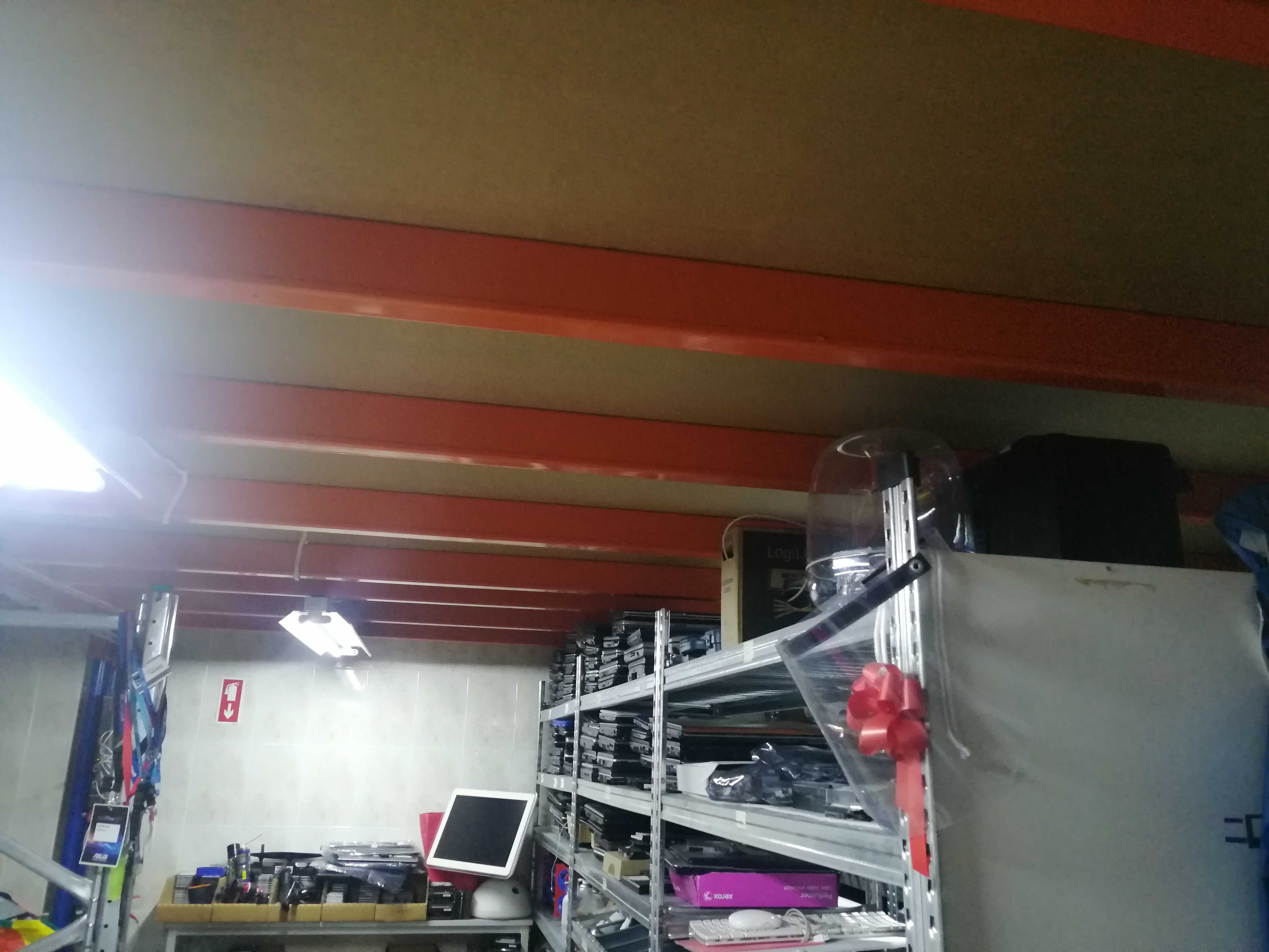 Computadores Portáteis e várias peças soltas