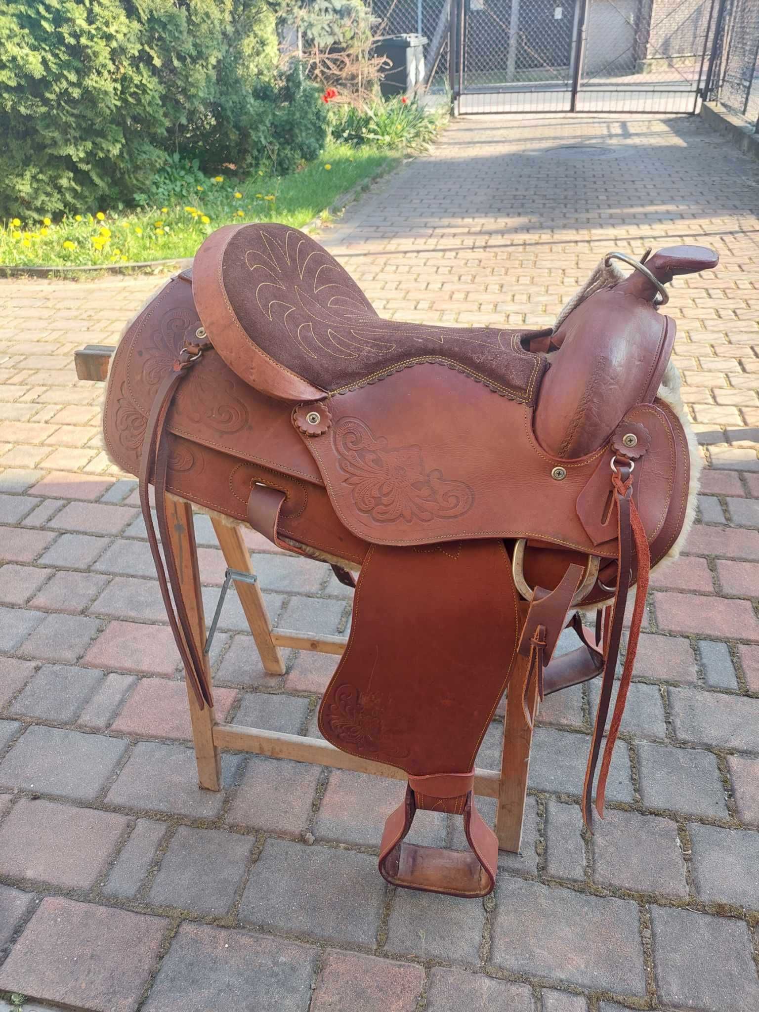 Siodło westernowe Lakota Saddlery Co 16"