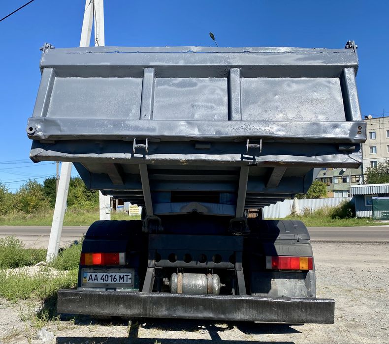 Надійність і сила в одному авто — самосвал самоскид Iveco Stralis 2006