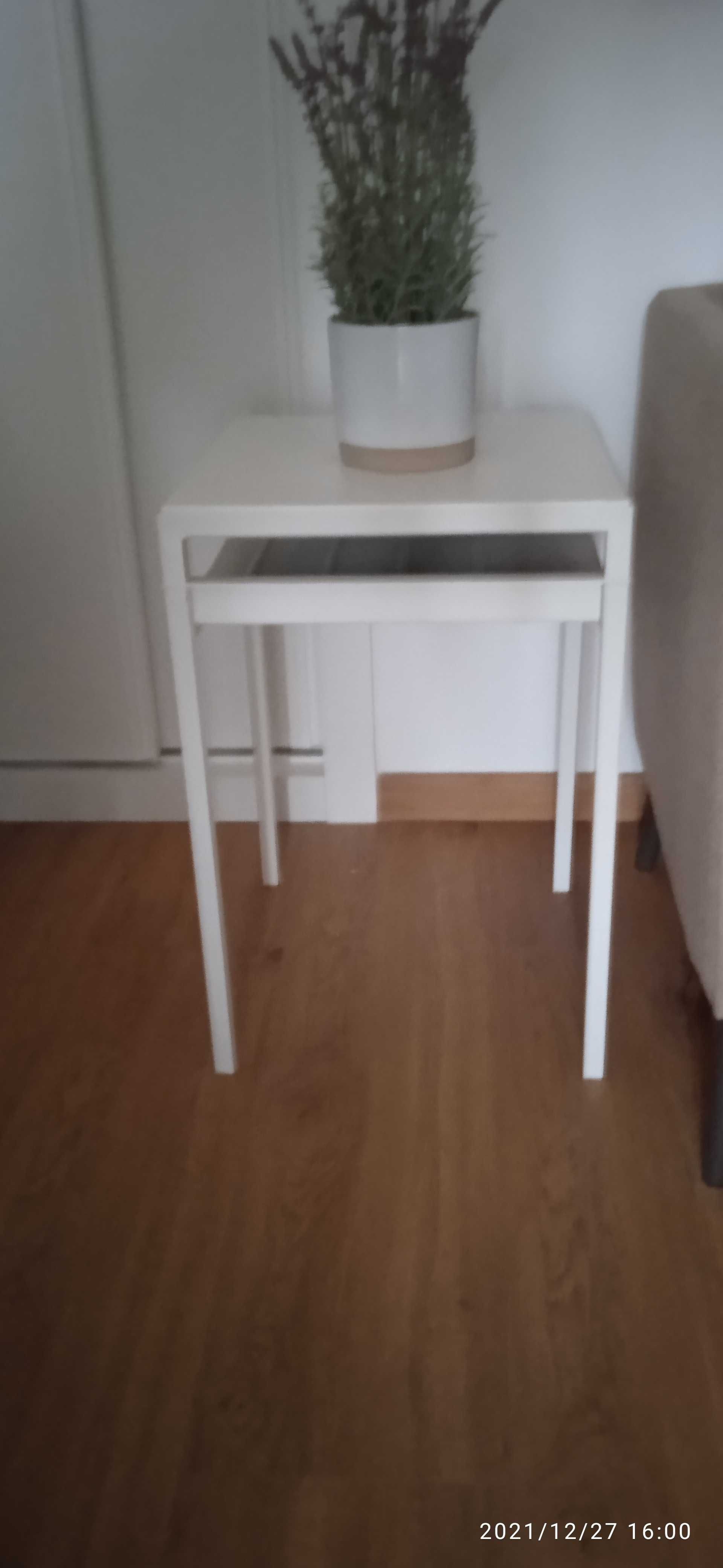 Mesa de apoio IKEA 25 euros