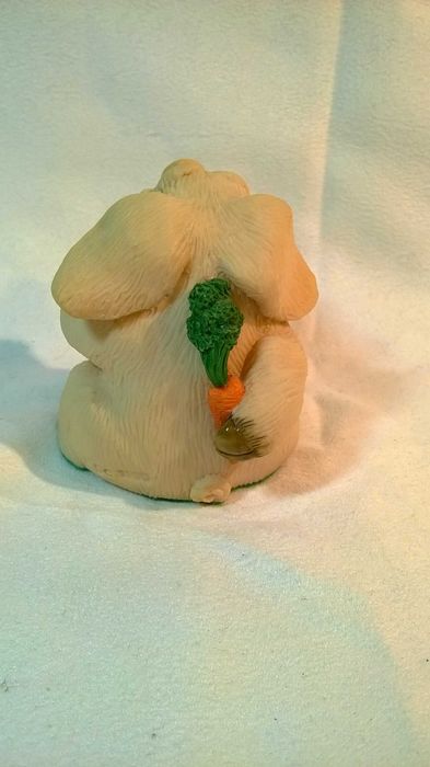 Świnka Piggin z marchewką 1995 Figurka