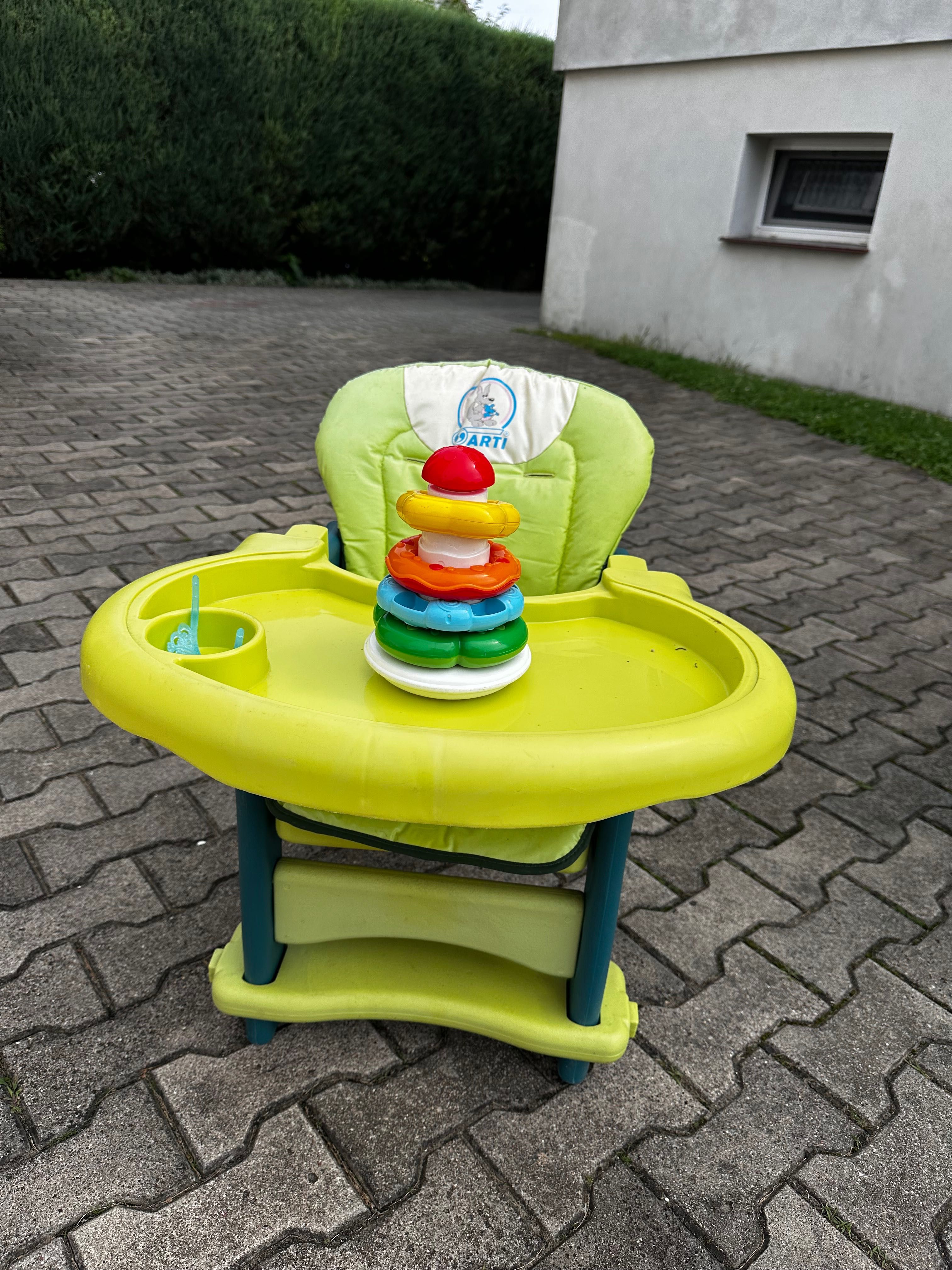 Łóżeczko turystyczne z materacem i krzesełko