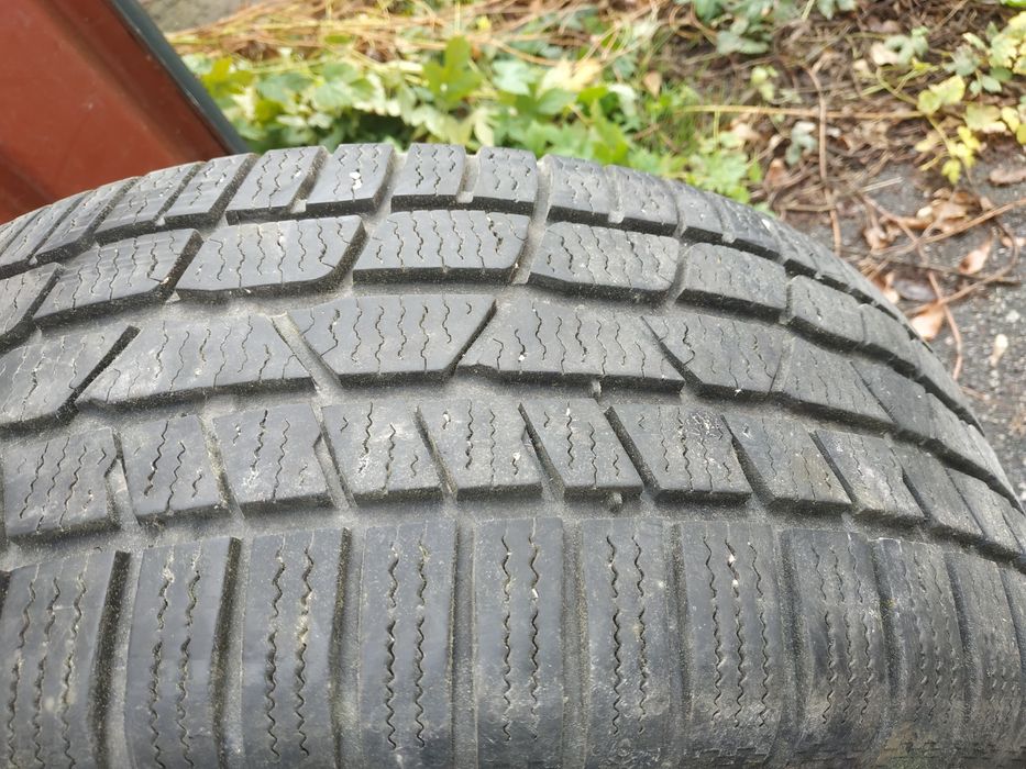 Продам шини 225/55 r17