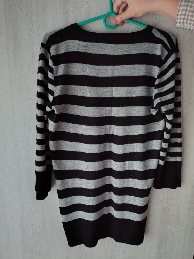 Długi sweterek Dorothy Perkins