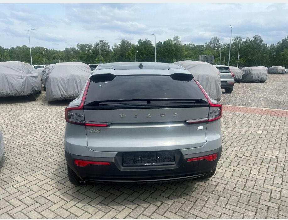 Двері передні задні праві Volvo xc-40 c40 хс40 recharge ev400 707 729