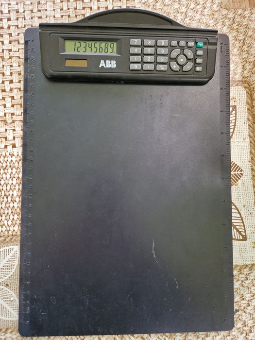 Podkładka organizer do pisania A4 z kalkulatorem wymiary około 32x22cm