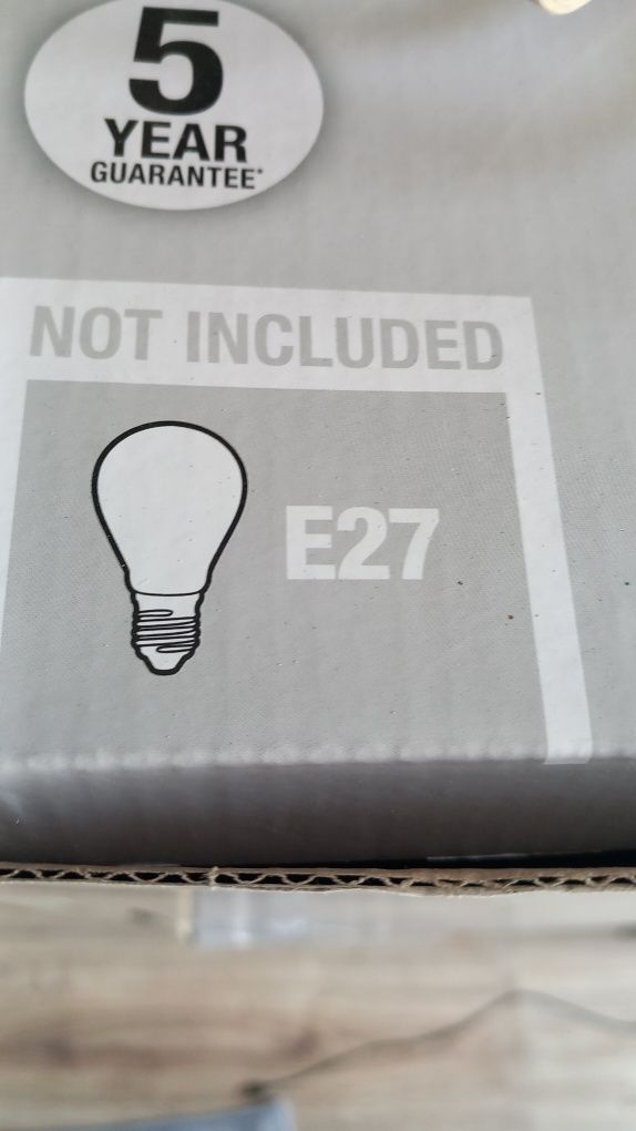 Lampa wisząca nowa