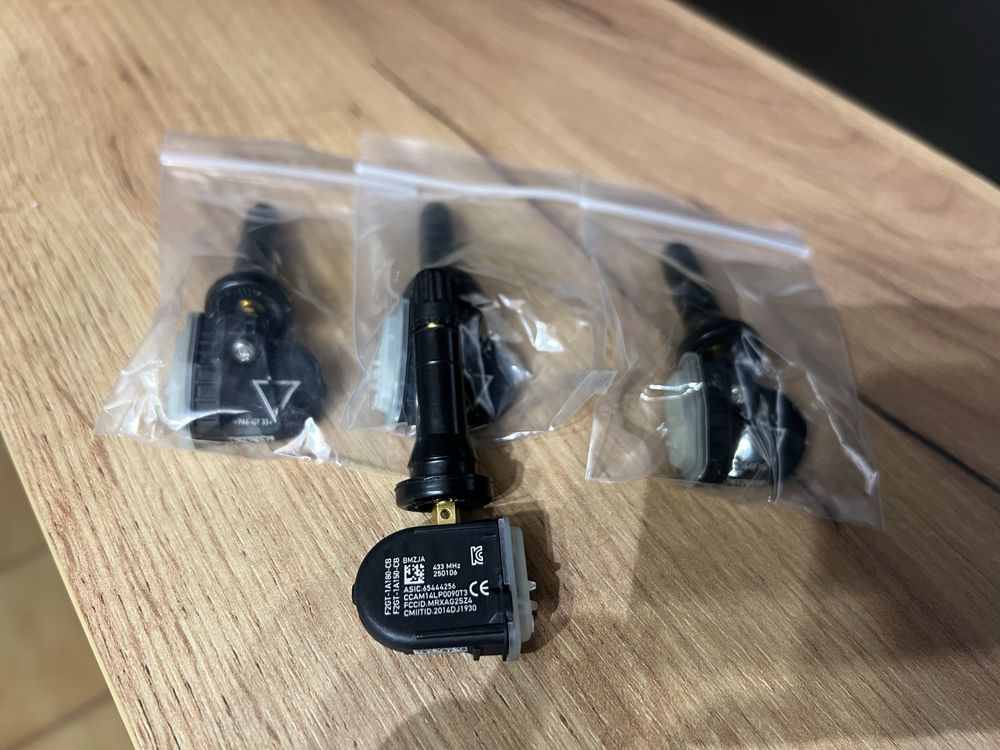 Czujniki ciśnienia opon powietrza FORD^ 433MHz TPMS Nowe^ cena-4szt^