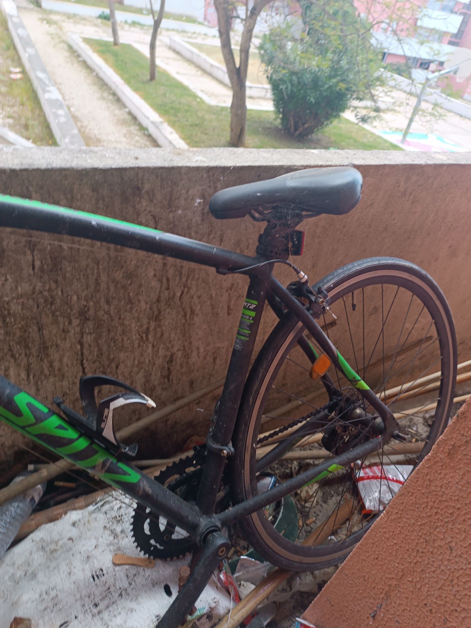 Vendo bicicleta  de ciclismo