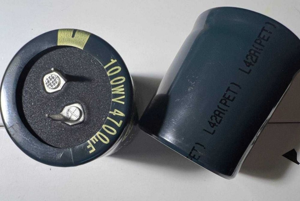 Конденсатори  4700mkf 100v (Низький імпеданс) Samwha 35*42 85 °C