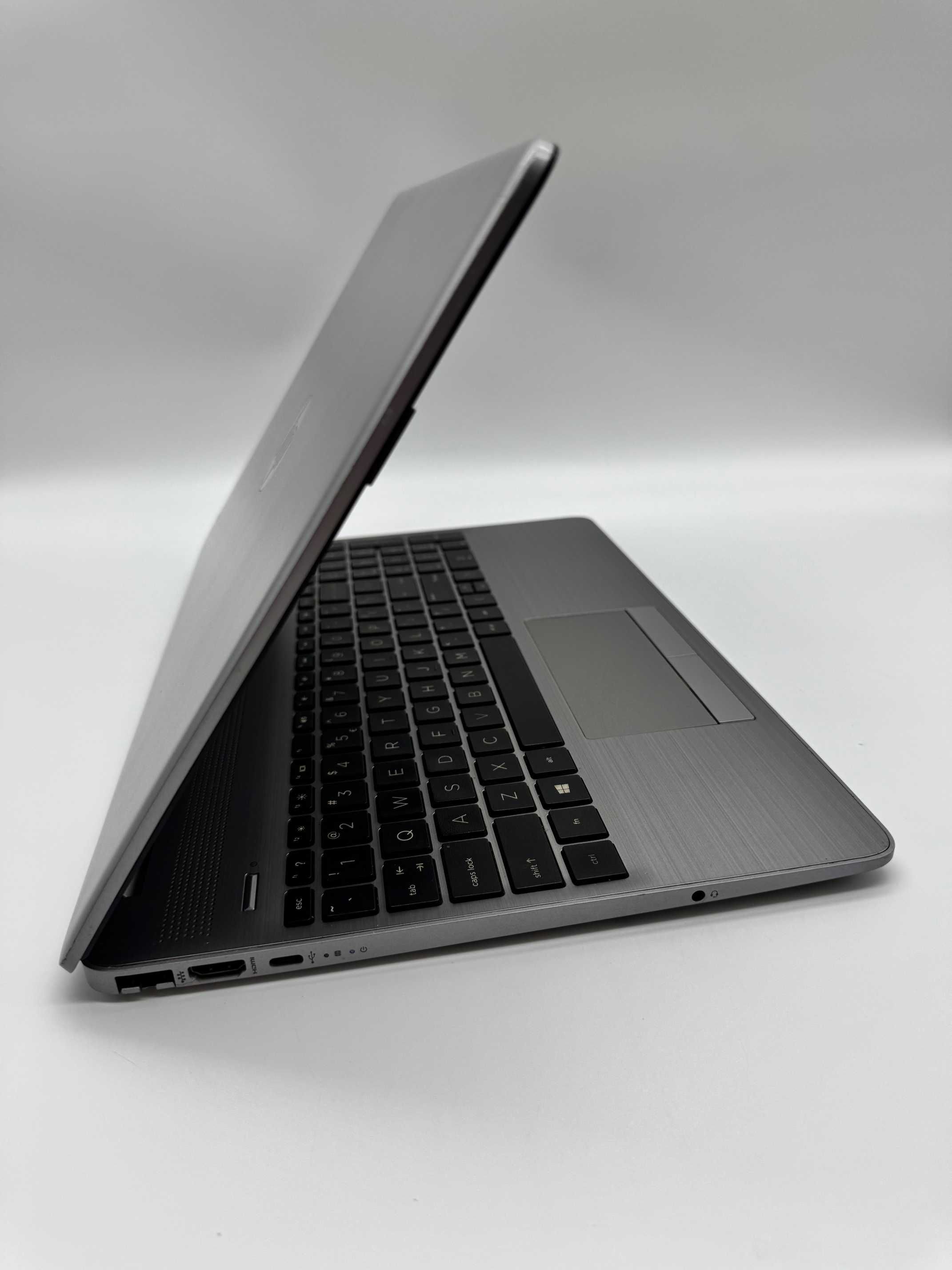 Laptop HP 255 G8 8/256GB SSD AMD RYZEN 3 5300U +ŁAD od loombard milicz