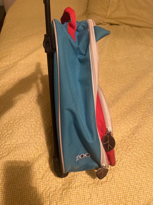 Чемодан на колесах дитячий