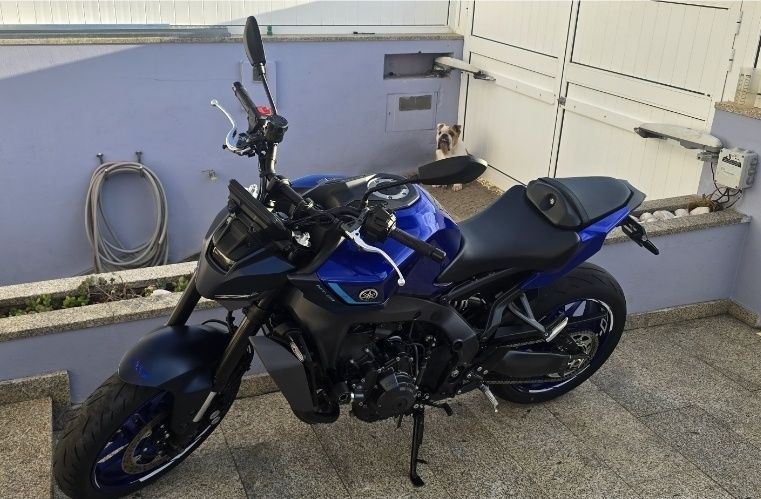 Yamaha mt 09 ano 2025