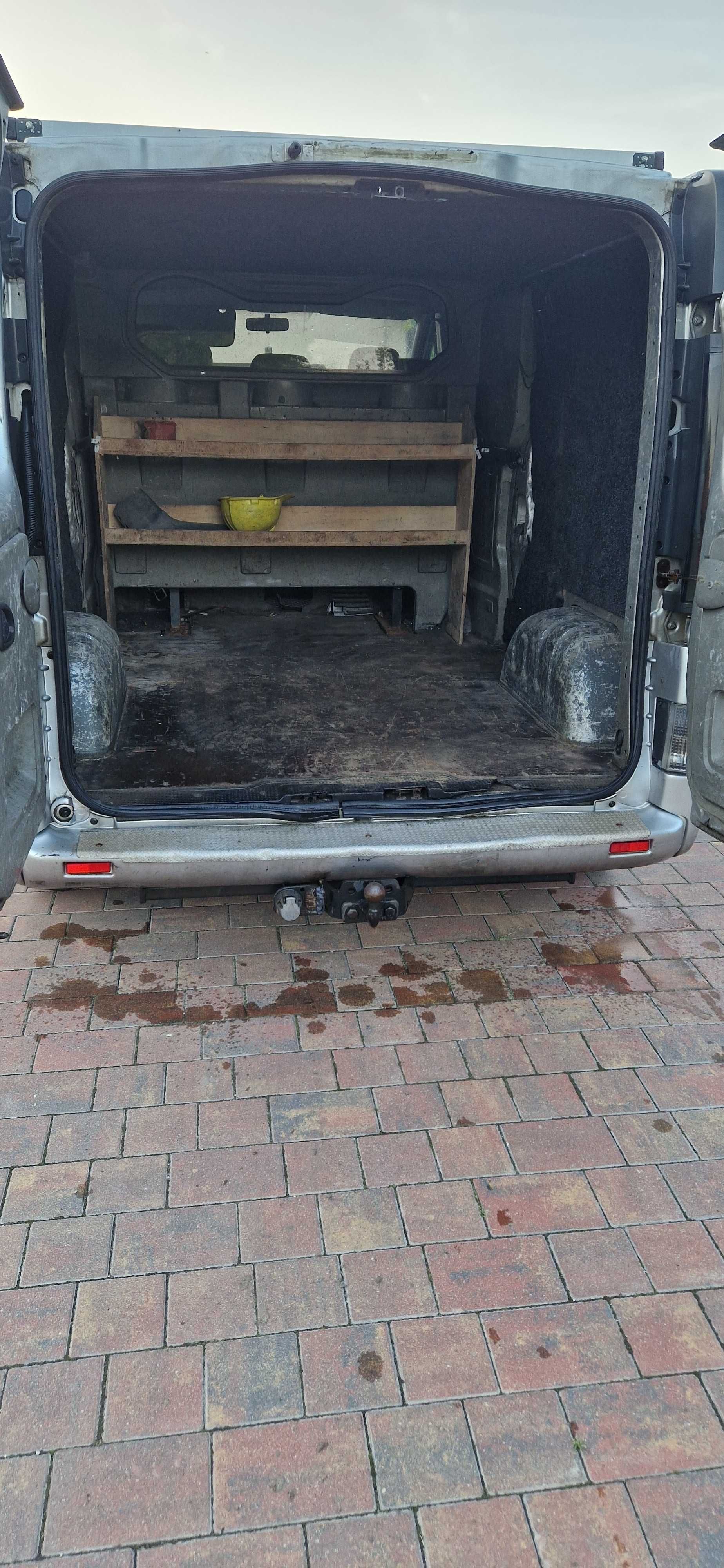 Sprzedam Opel VIVARO LONG 1.9 tdi