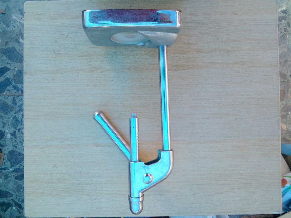 Espremedor de citrinos Incompleto