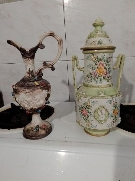 Dois jarros porcelanato