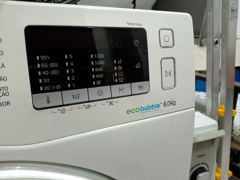 Máquina de lavar roupa Samsung