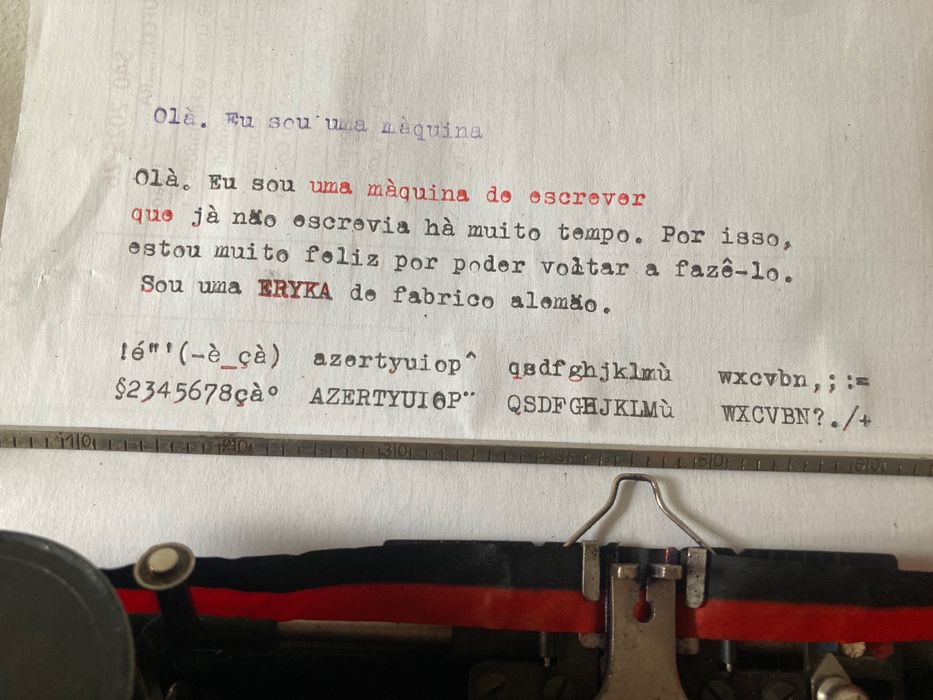 Máquina de escrever  *** Eryka 5