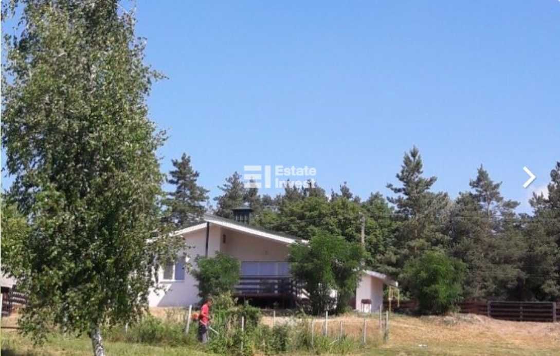 Продам будинок в Зміївському районі, с. Артюхівка.