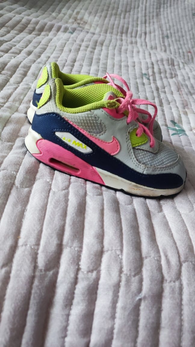 Кросівки Nike, дівчинка, 14,5