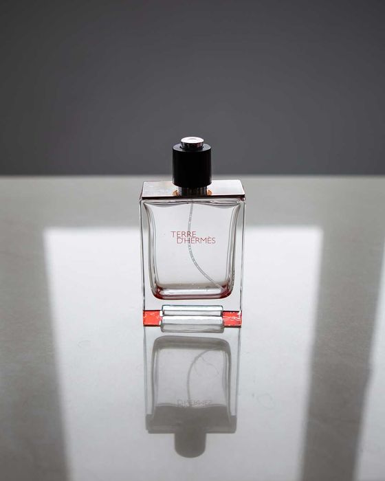 Pusta butelka, flakon po perfumach HERMÈS Terre d’Hermès