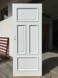 Drzwi wewnętrzne zabytkowe do kamienicy białe retro RAL9016