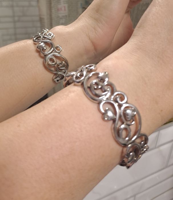 Продам шикарный  браслет, серебро