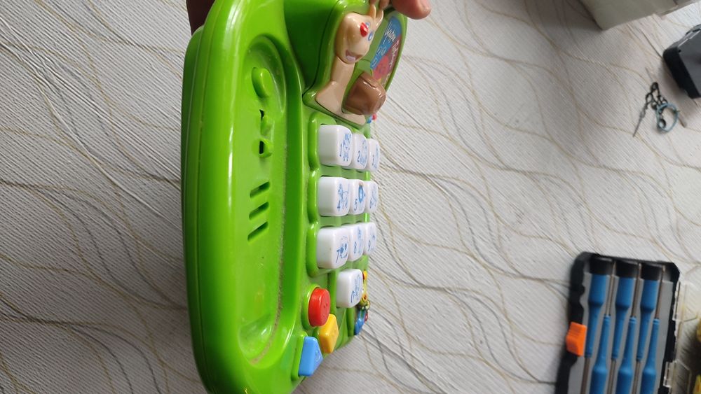 Інтерактивна іграшка