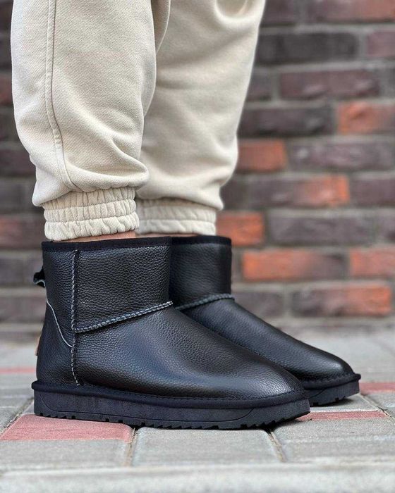 Акція! Чоловічі чорні шкіряні черевики Уги-Ugg Осінь-Зима 44-45р