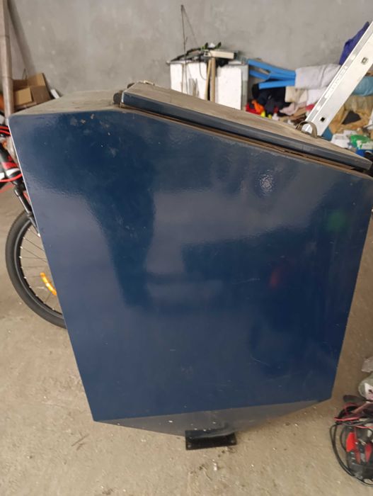 Ślimak żeliwny z motoreduktorem i zasobnik na ekogroszek