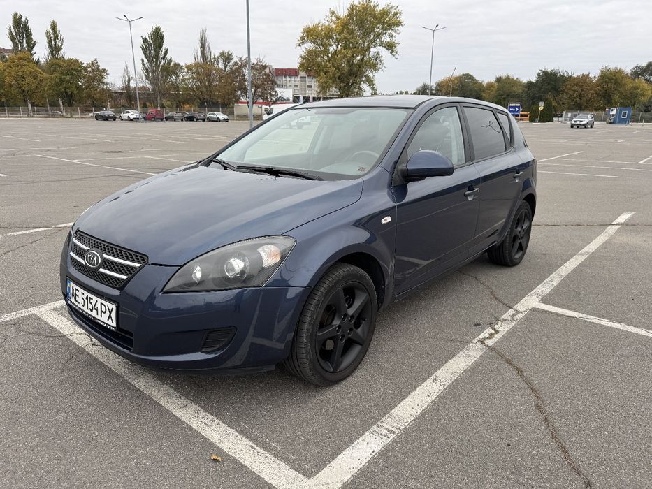 Продам Kia Ceed 2008 1.6 crdi