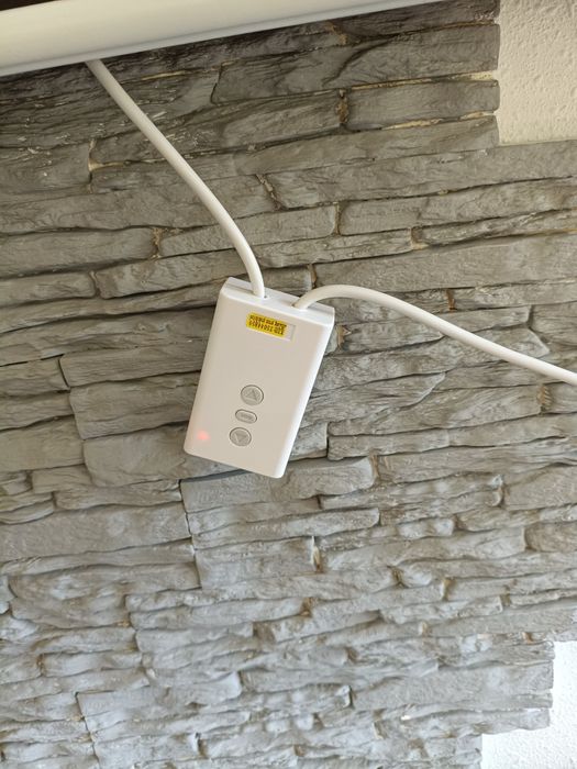 Ekran projekcyjny plus projektor