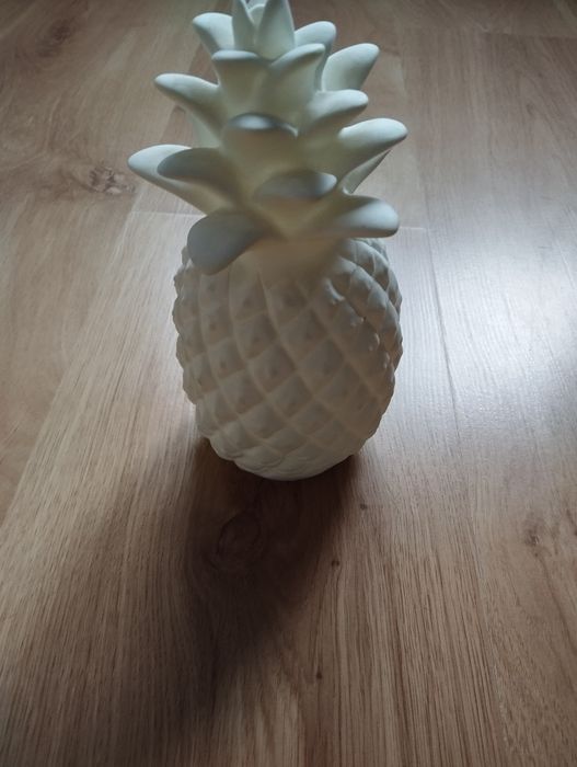 Sprzedam lampkę LED ananas Tchibo