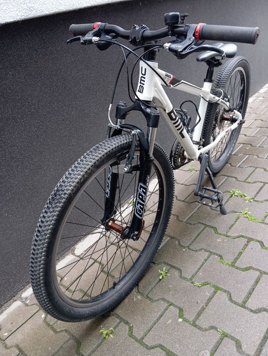 Rowerek młodzieżowy BMC  koła 24cal ALU