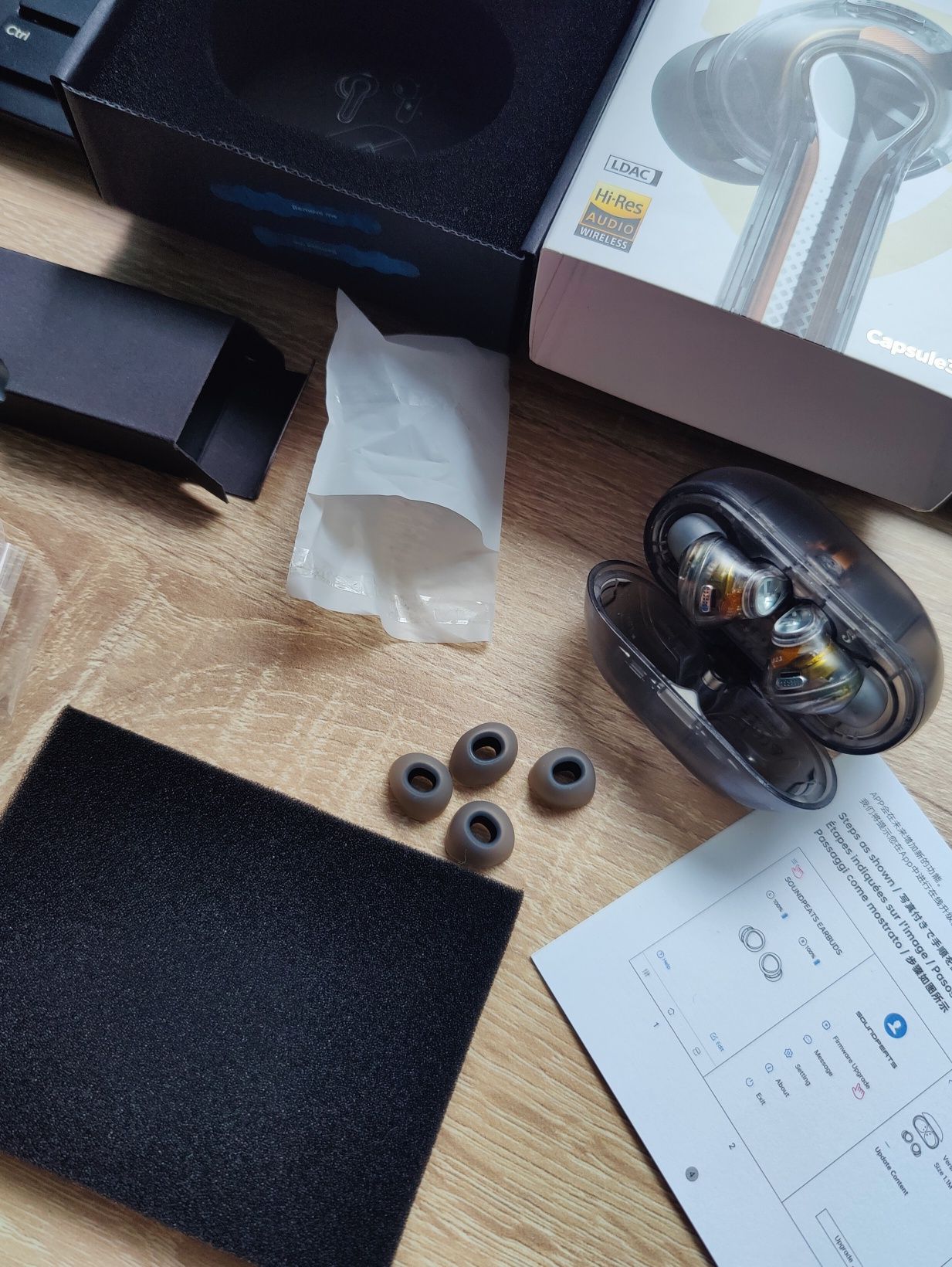 Soundpeats Capsule 3 Pro Transparentne Czarne 6 mikrofonów ANC zestaw