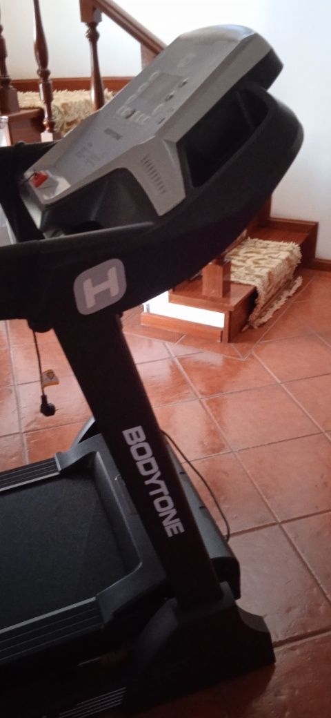 Passadeira de correr Bodytone DT14 plus