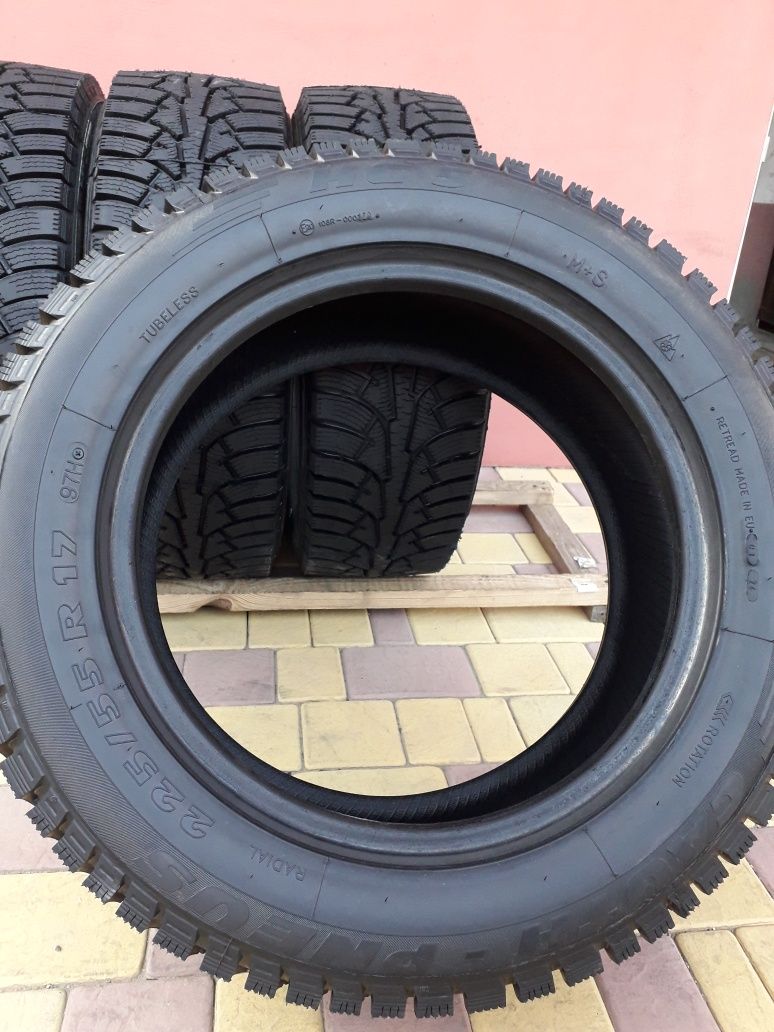 Новые 225/55/17 . Шины зима Pneus. Резина r17 . 2024 года