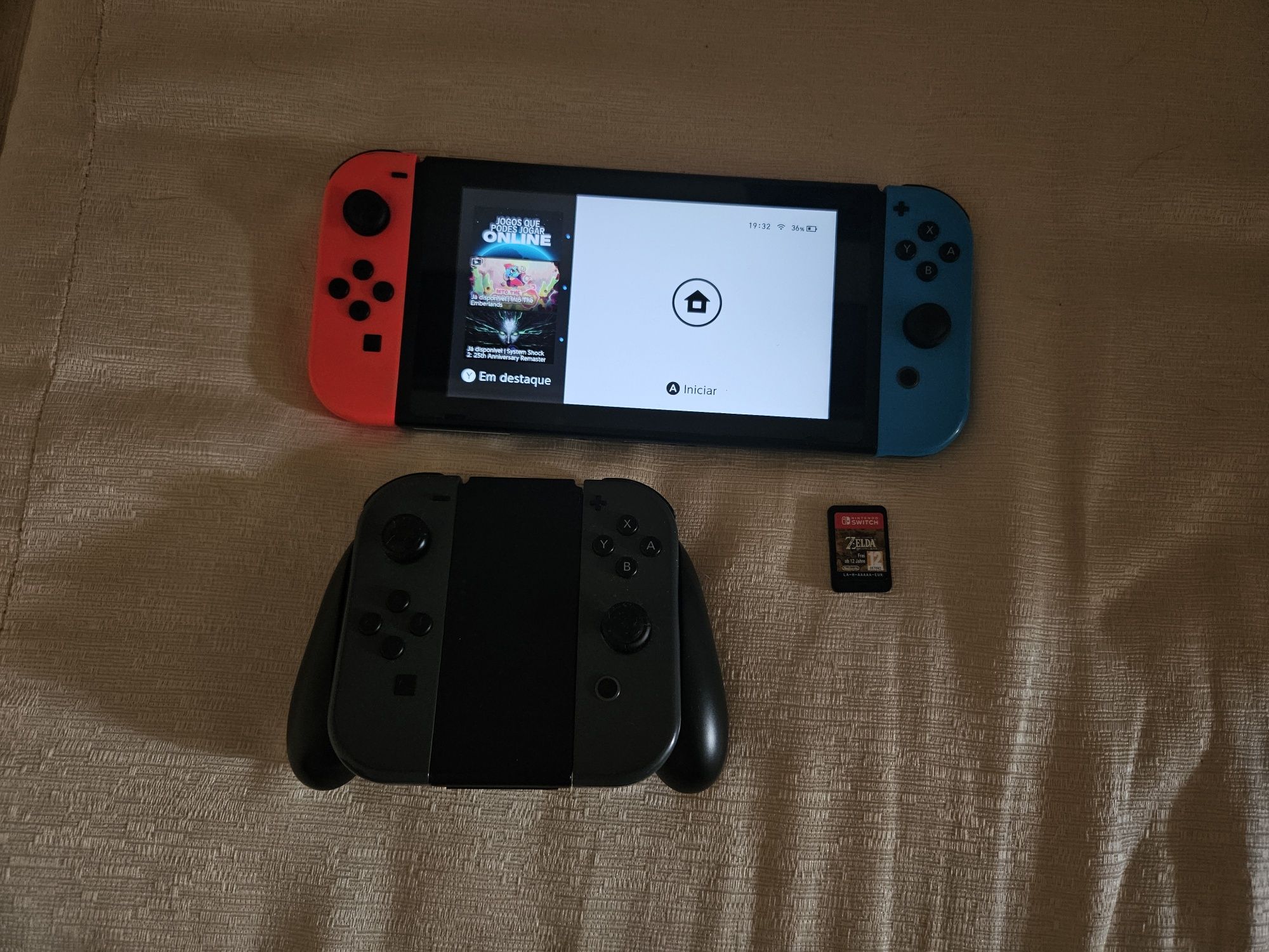 Nintendo Switch v1 + Acessórios + Zenda Breath of the Wild (cartucho)