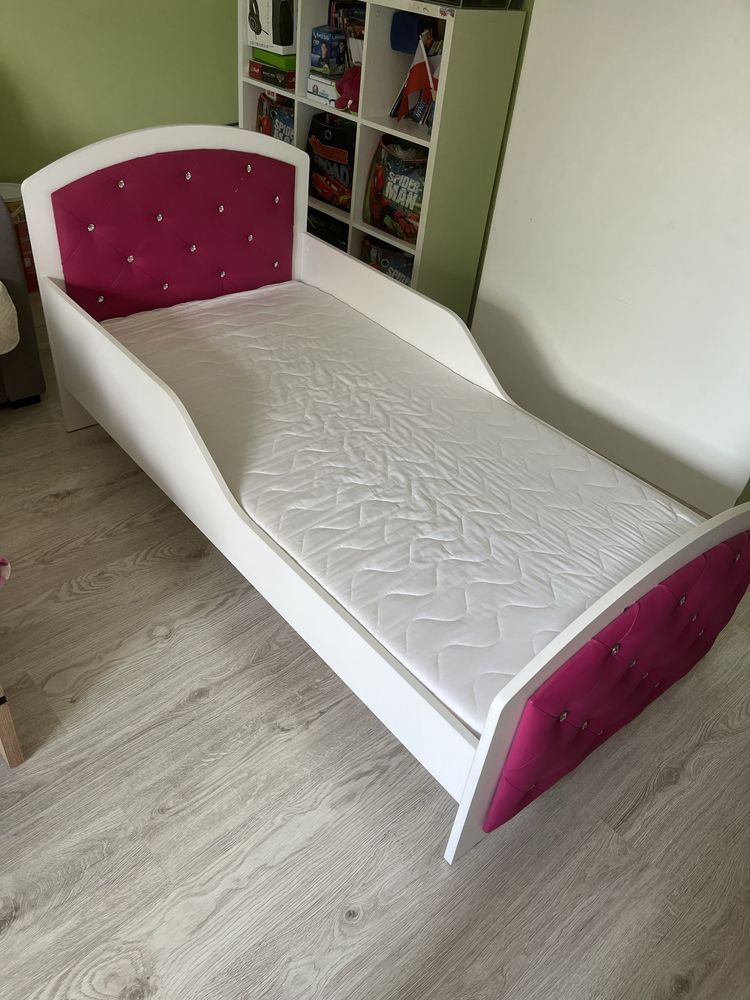 Sprzedam łóżko 80x160 dla dziewczynki stan bardzo dobry